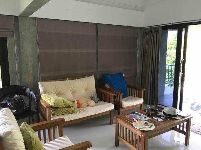 Morocco Blue Cafe By Chilong River Farm Resort Kosum Phisai ภายนอก รูปภาพ